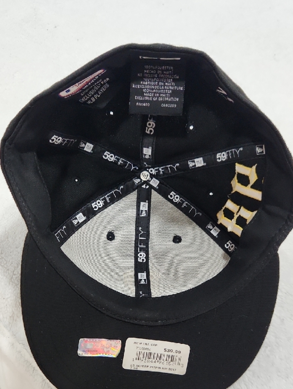 New Era Black Interior Labelled Fitted Cap with White Logos - Picture 7 of 7